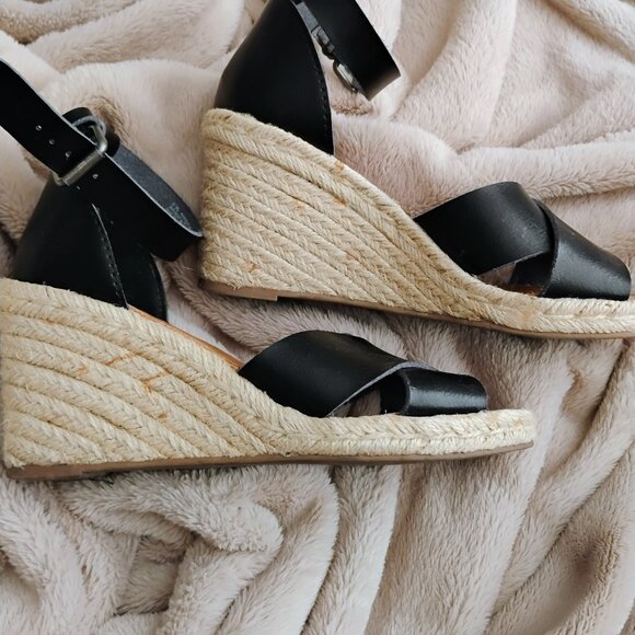 Universal Thread Wedges - Picture 4 of 5